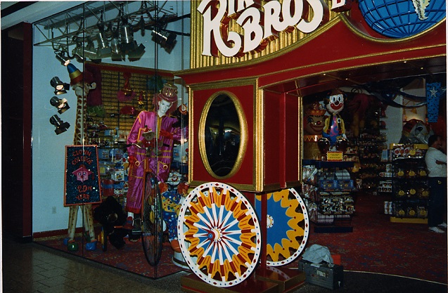 Cherry Hills, NJ, Ringling Bros, Gift Store, Speciality Store, Greeting Cards Graphics